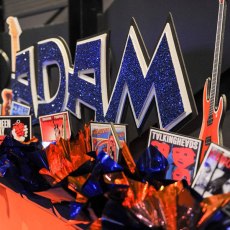 thumb-rockandrolladam